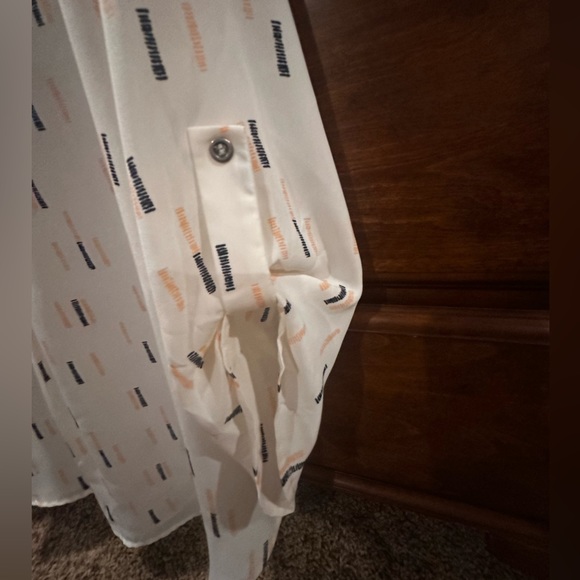 Top - Picture 2 of 3